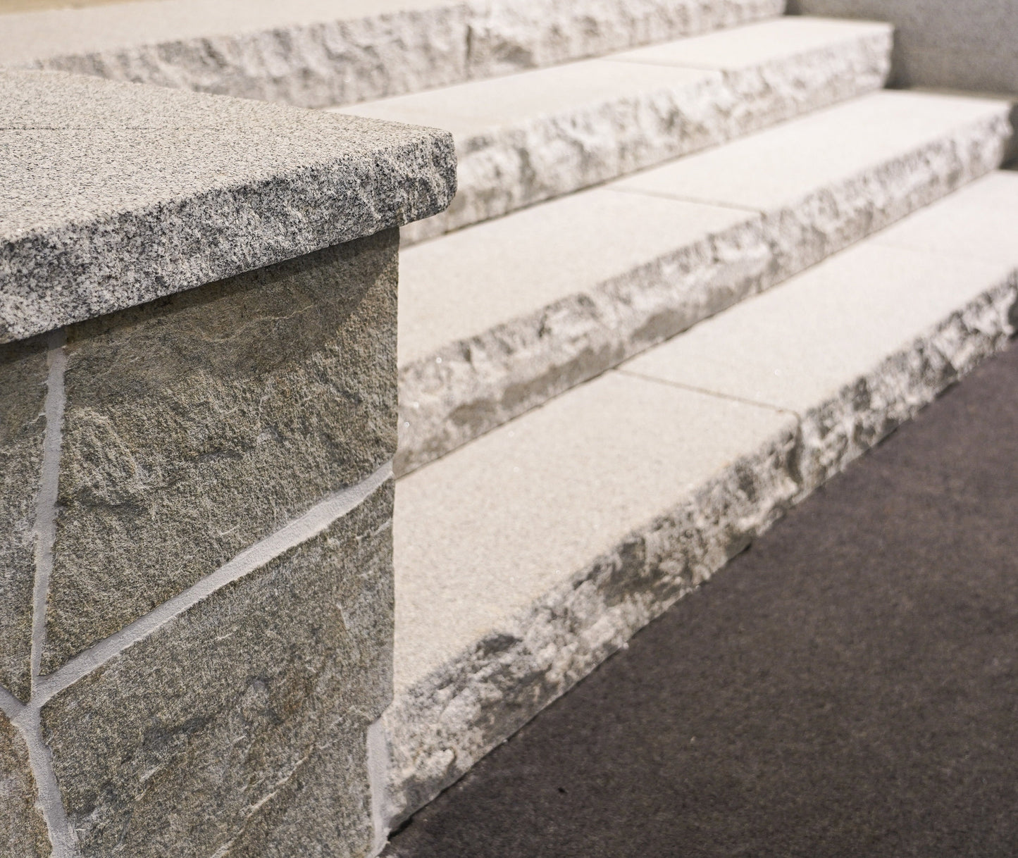 Stentrappa Granit Grå 2000x350x150 | Stenbolaget.