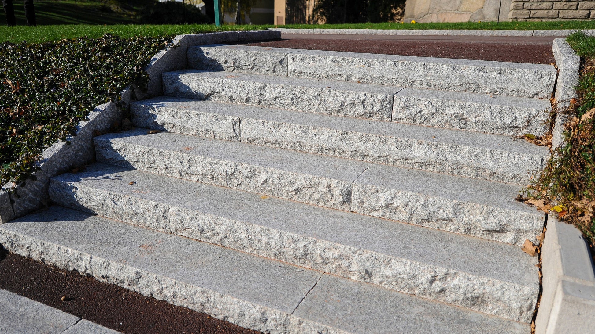 Stentrappa Granit Grå 700x350x150 | Stenbolaget.