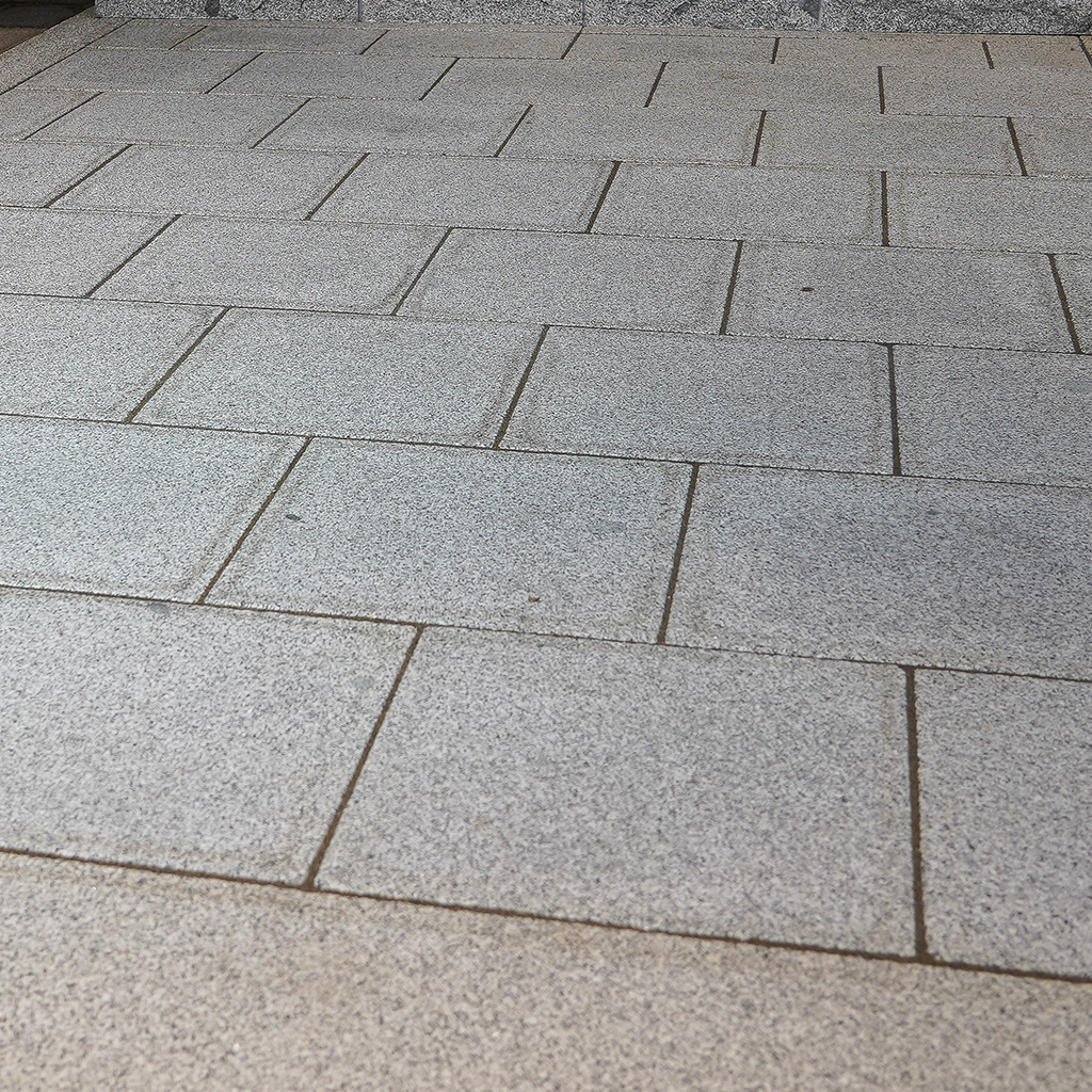 Granithäll Grå 300x300x30 | Stenbolaget.