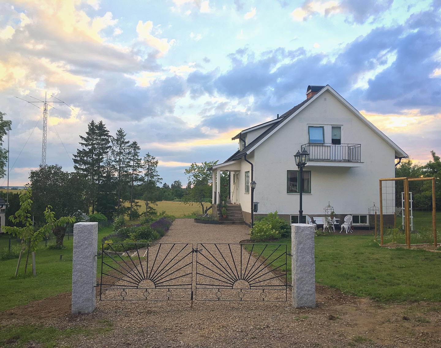 Post/Pole Rustic Granite Bergama Grey 1700x300x300