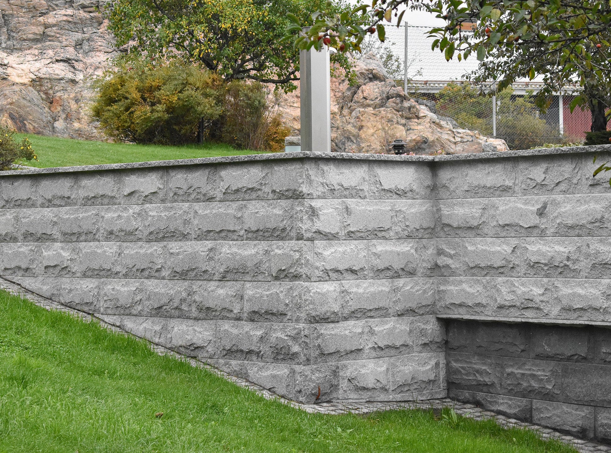 Murbeklädnad Rustik Hörn Grå 400/100x200x30-50 | Stenbolaget.