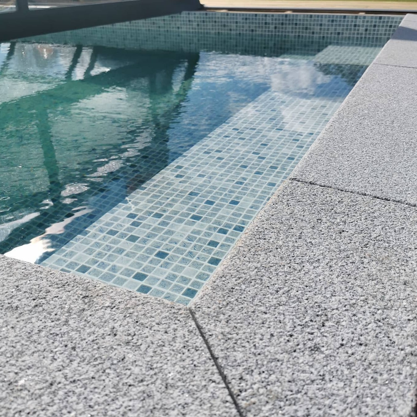 Pool Coping Corner Bergama Granite Grey 500/500x300x30