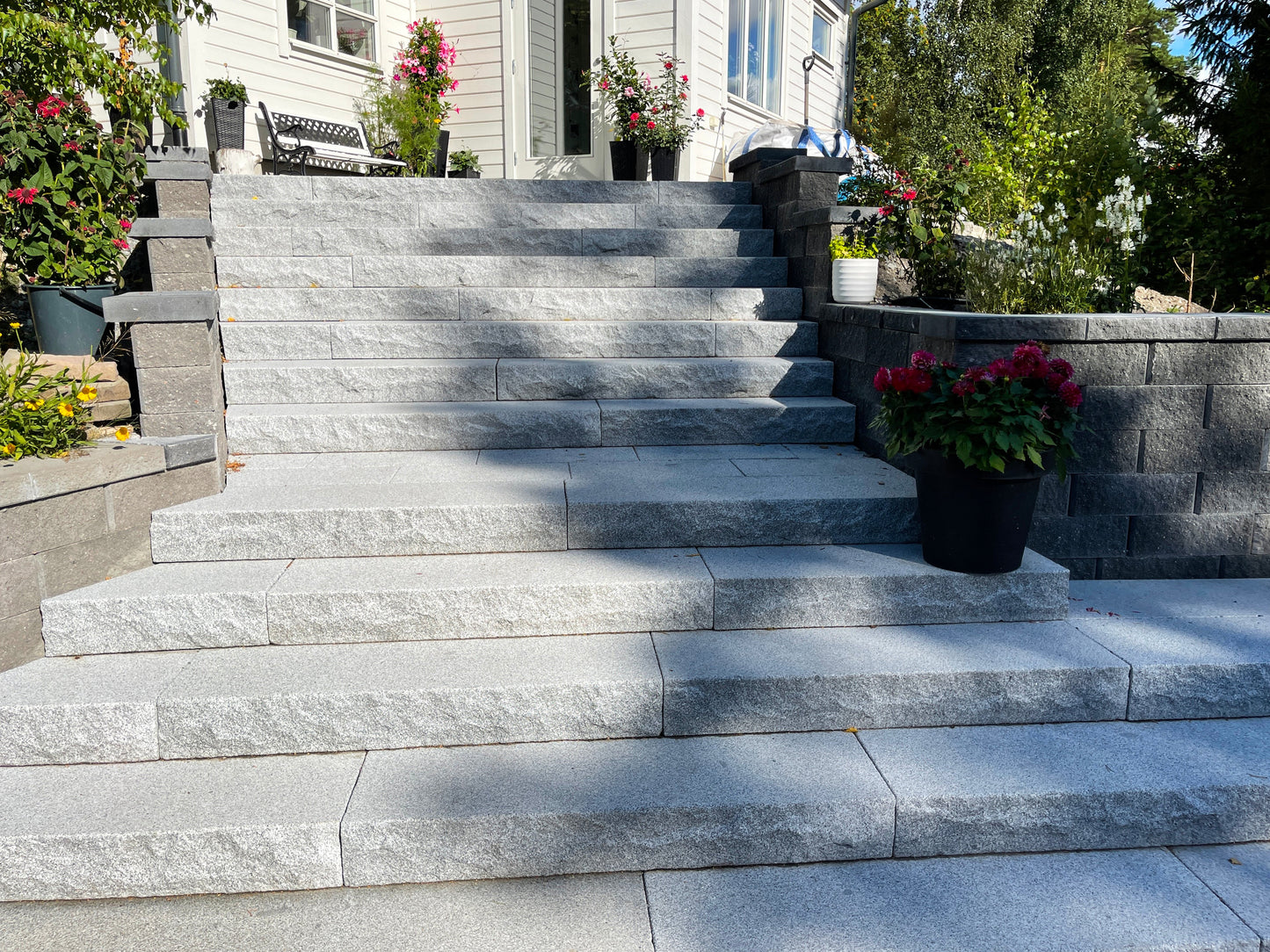 Block Step Granite - Bergama Grey 1000x320x140