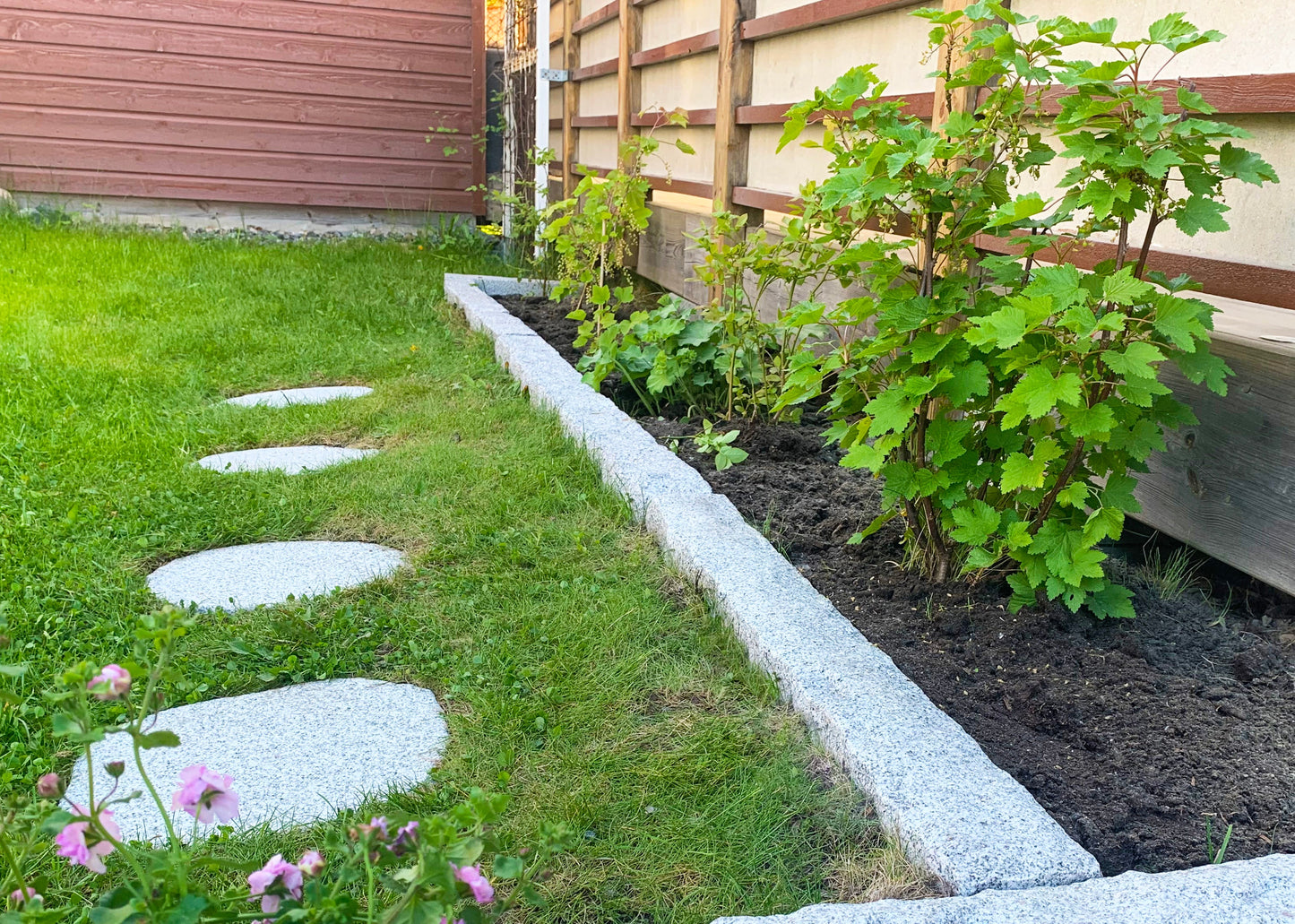 Stepping Stone Mini Granite Bergama Grey